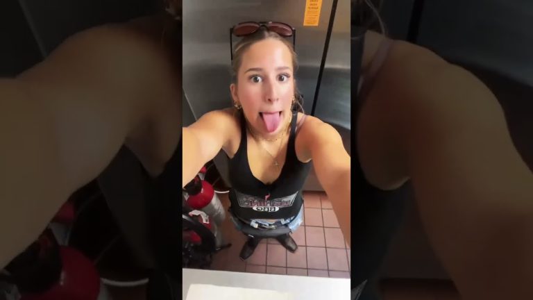 Server Life #bbqrestaurant #bbq #restaurant