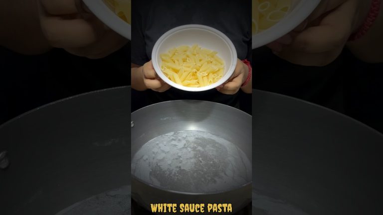 White sauce pasta #shorts #food #youtubeshorts