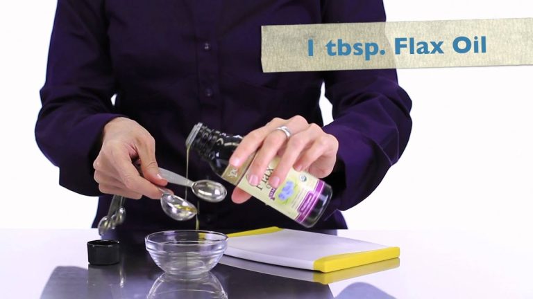 How to Make a Blueberry Cheesecake Smoothie | Protein Drink Recipe | 1-800-HEALTHY