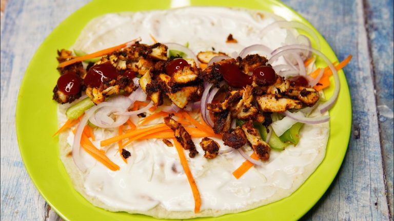 100% ಖಾಲಿ ಮಾಡ್ತೀರ, ಮನೆಯಲ್ಲೇ ಮಾಡಿ ಶವರ್ಮ | chicken shawarma recipe in kannada | Easy chicken Shawarma