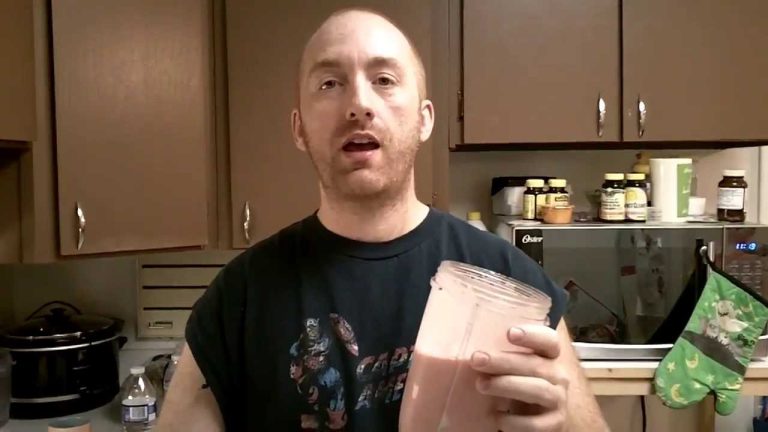 Nutribullet Recipes – Strawberry Banana Smoothie
