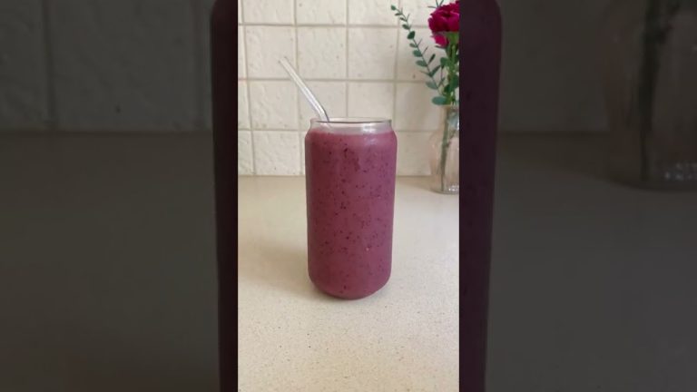 #Matcha #Berry #Smoothie