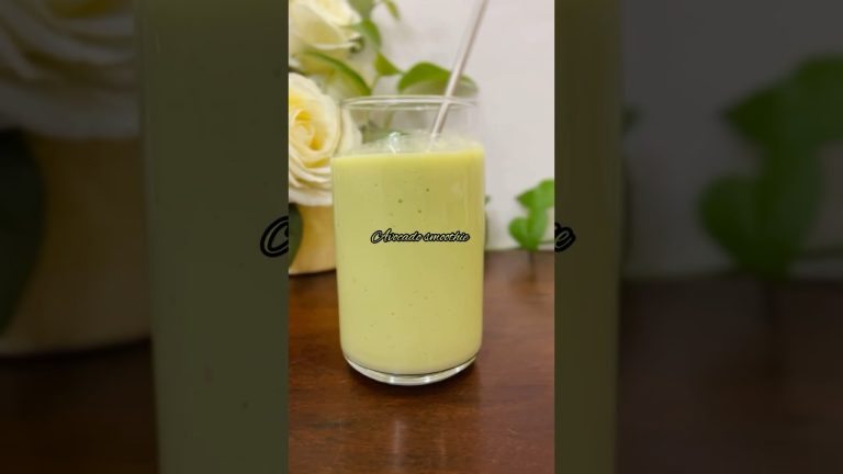 Healthy and creamy Avocado smoothie | Avocado banana smoothie | Avocado smoothie