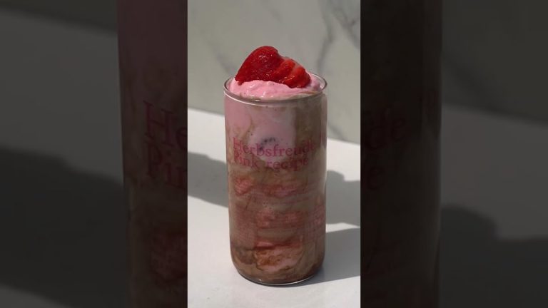 Chilling at home while making my favorite drink Chocolate Strawberry Smoothie 🍓💗