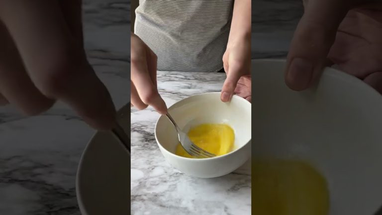 Roasted Strawberry Mascarpone Tart 🍓