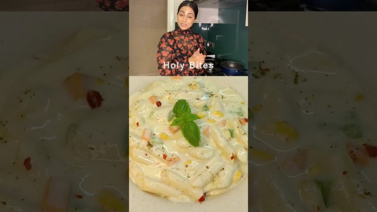 Hina Khan's Favourite Italian Pasta Recipe।#viral #ytshorts #whitesaucepasta #cooking #bechamelsauce