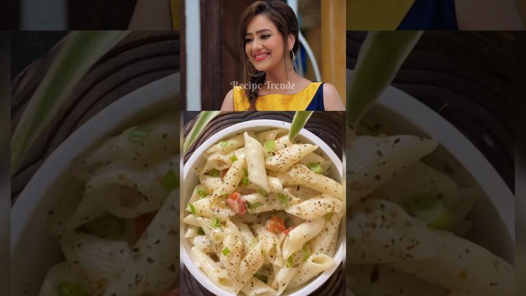 Kavya making white sauce pasta😋😋 #shorts #youtubeshorts #anupama #kavya #shortsfeed #food #recipe