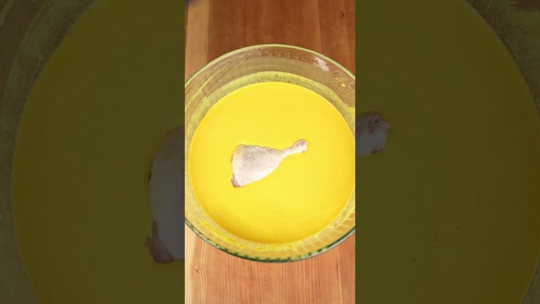 Worlds Crispiest Chicken 🍗 #friedchicken #crunchy #easyrecipe