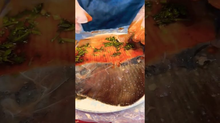 Delicious fish with delicious water #seafood #delicious #food #cheflifeamazing #seafoodrecipes