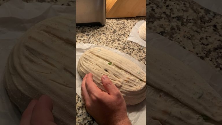 Scoring and Baking Jalapeño Cheddar Sourdough Bread #shorts #sourdough