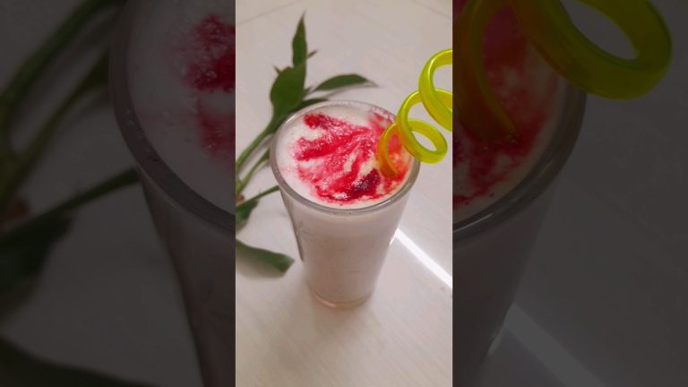 Banana Smoothie🥂 #shorts #viral