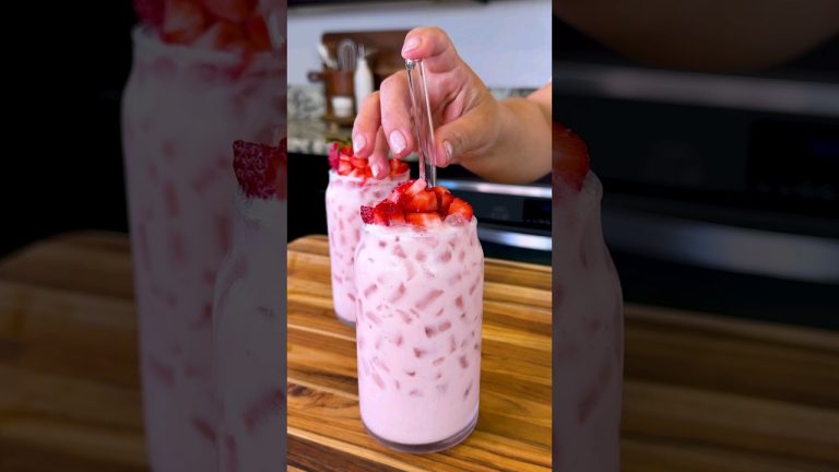 Agua Fresca de Fresa Cremosita #shorts