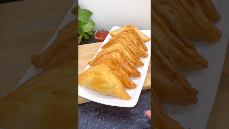 #ytshorts Aloo patties recipe😋| no oven aloo patties | बिना ओवन के आलू पैटीज़ बनाओ घर पे |