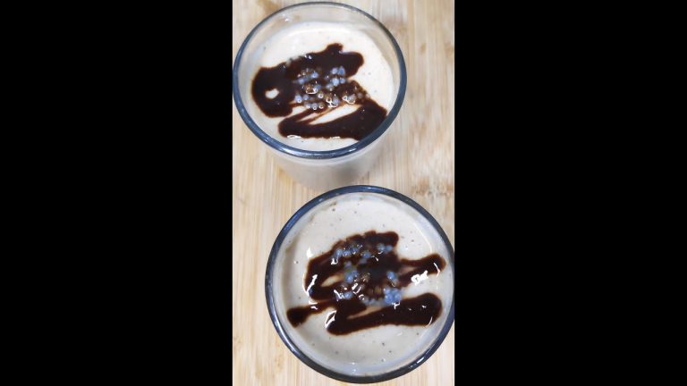 Healthy banana oats smoothie🍌🥛 || High Protein || Almonds #food #drink #shorts