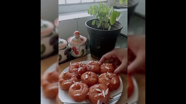 हलवाई स्टाइल बालूशाही रेसिपी😋#food #shorts #cooking #recipe #viral #foodie #dessert #cookingchannel