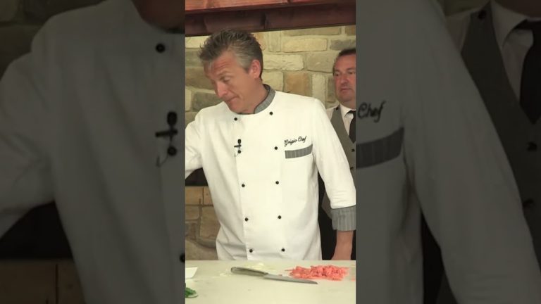 Pennette panna e salmone anni '80 🍝  #ingredientisemplicigrandeeffetto