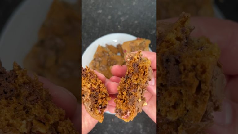 Chocolate and Strawberry Cookies🍪