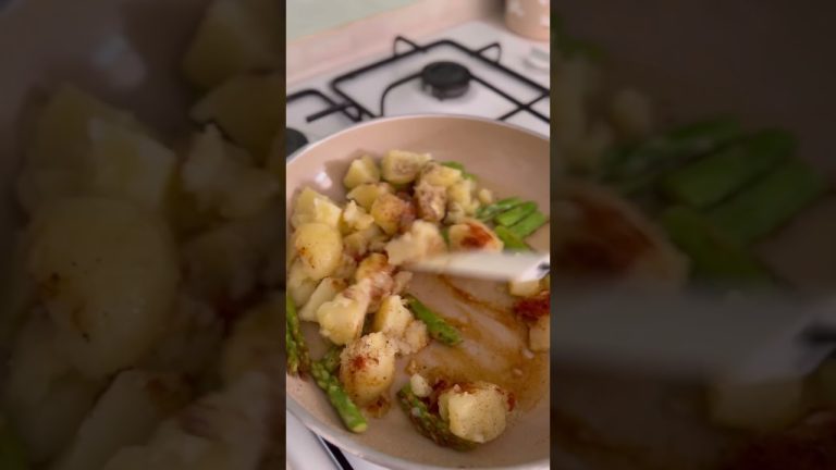 #kahvaltılıktarifler #kuşkonmaz #kahvaltı #pazarkahvaltısı #pratiktarifler