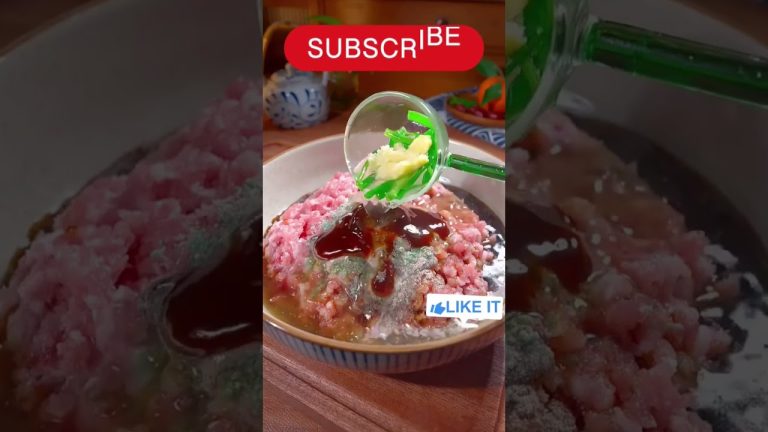 Juicy Pork Dumplings: Easy & Delicious Recipe! #shorts