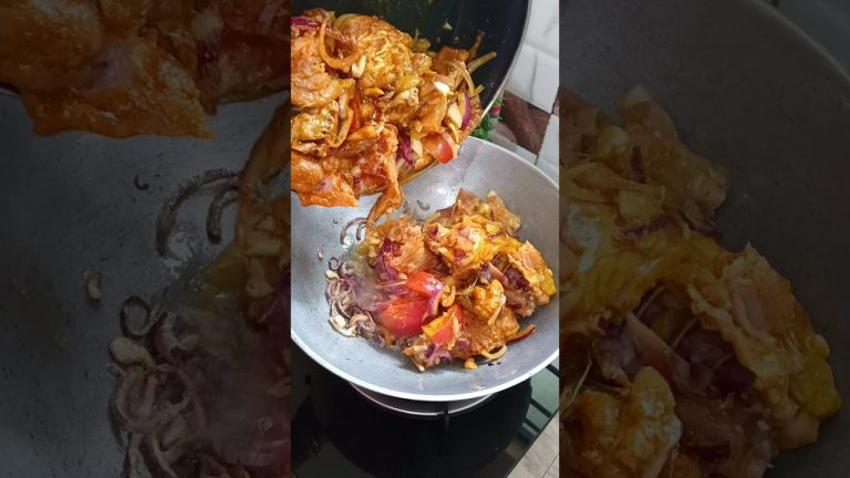 হাতে মাখা চিকেন #chiken #viral #food #recipe #cooking@tanhirpaakshala5975