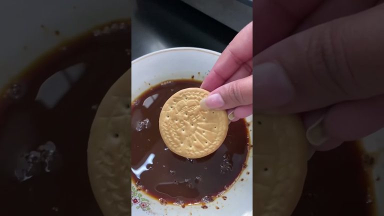 Tiramisu without Mascarpone Cheese | Tiramisu Recipe | How to Make Biscuit Cake Tiramisu