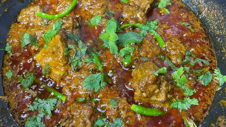 Bhuna Gosht Recipe ❤️ Beef Bhuna Masala ~MunishasKitchen
