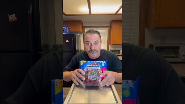 Oreo Raspberries cookie ice cream rolls #homemade #dessert #recipe #icecream #shorts #food #fyp