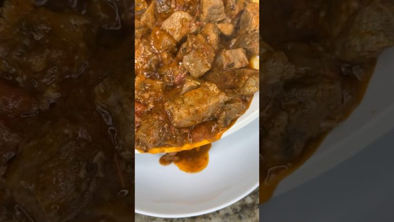 VIANDE DE BŒUF À la sauce tomate 🤤 Le goût est top🔝 #shorts2024 #faitmaison #cuisine #yum #cooking