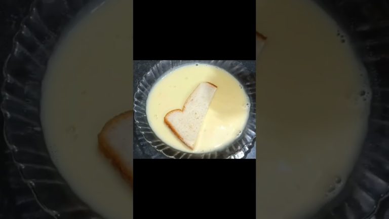 Bread Egg Toast Recipe #shorts 💞