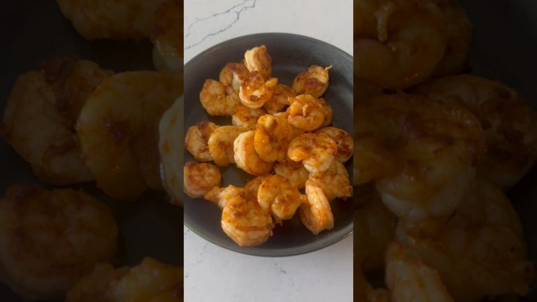 Pan Seared Shrimp 🦐 #food #shrimp #shorts