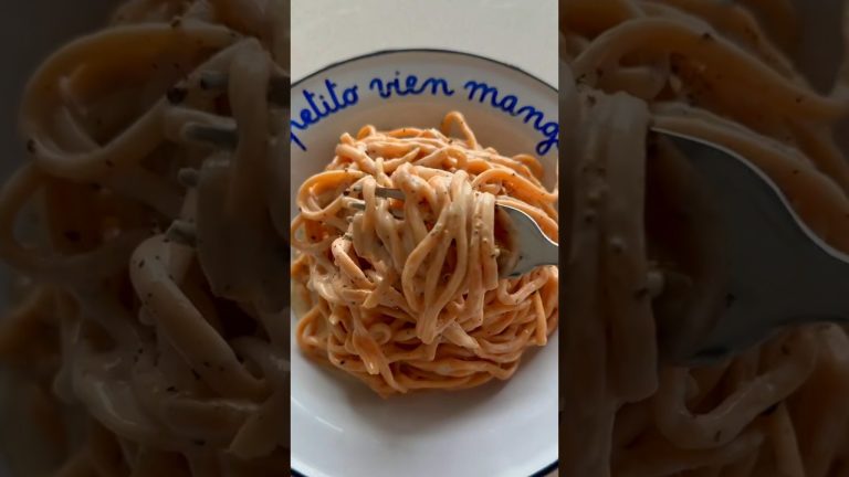 Cheese Pasta- Happy Pasta day #pasta #pastapasta  #cheesypasta #cheesy #cooking