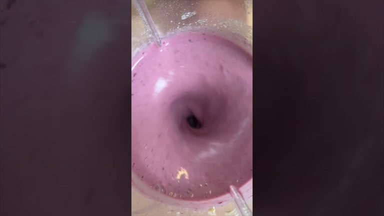 MIXED BERRY SMOOTHIE – CHEF DAVE