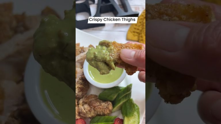 Let’s Eat! Crispy Pan-Fry Chicken Thighs ❤️🙏 #chickens #chickenrecipes #lunch #dinner #appetizer