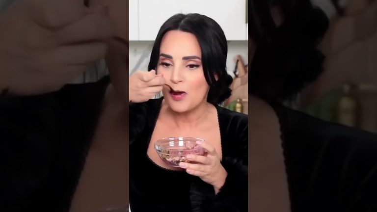 Viral Strawberry Shave Ice will Delight and Impress! 🍓 #tiktok #food #recipe