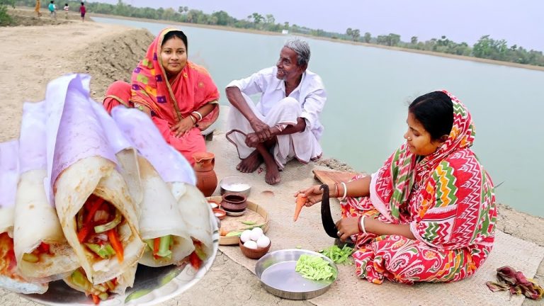 বাড়িতে সবথেকে সহজ পদ্ধতিতে egg roll রেসিপি,রুটি বেলার ঝামেলা ছাড়াই||village style egg roll recipe