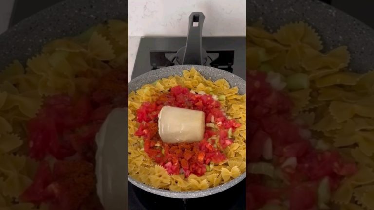 tavada pratik makarna tarifi #inshorts #tarif #keşfet