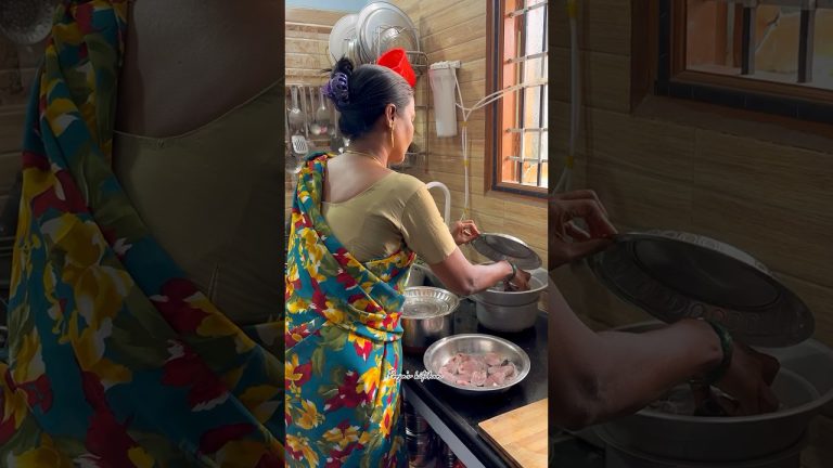 தடபுடலா சமைப்போமா !! ❤️😋 #sundaysamayal #oldone #shorts