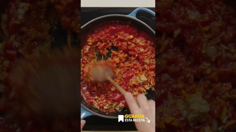 Receta macarrones con atún y cebolla #receta #GallinaBlanca #macarrones #tomate #avecrem