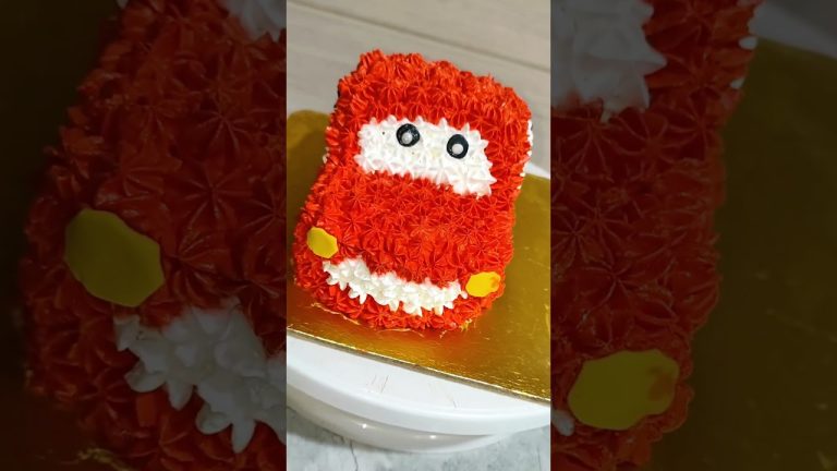 গাড়ি থিম কেক #pastery #cakefood #pastery #cake #everyone #dessert #recipe #muniarasnaskitchen_