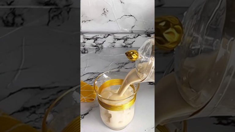 Creamy tiger nut milk / kunun aya drink recipe #youtubemadeforyou #shorts #food #summerdrink #viral