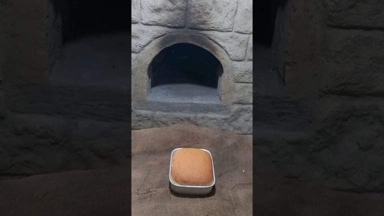 BAKING BEST BREAD with traditional oven 🍞 😋  #shorts #trending #youtube #breadrecipes #youtubeshorts