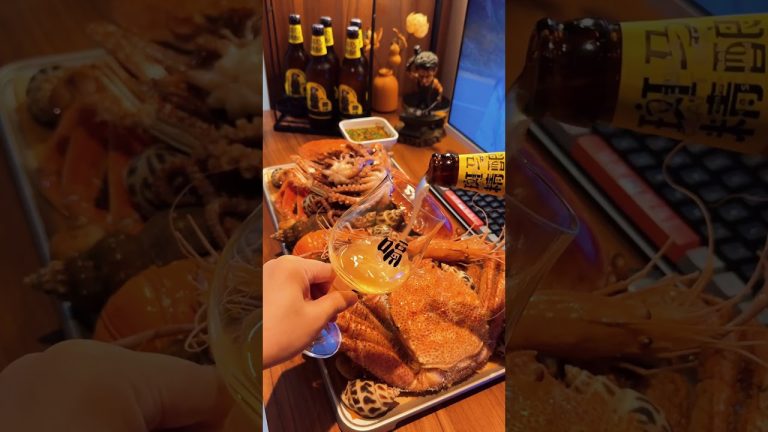 After a busy day, treat yourself to steamed seafood #gourmet#shorts