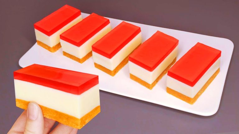 JELLY CAKE | Strawberry Jelly Slice | Quick and easy recipe | NO BAKE dessert!