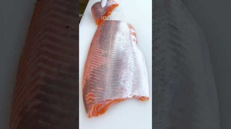 #wholesalmon #salmonsashimi #salmoncutting #salmonasmr #fish