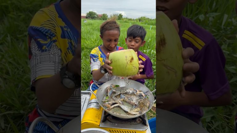 Steaming crab🦀 with coconut water is a new recipe of #masterlee |#viralvideo #satisfying #fypシ゚