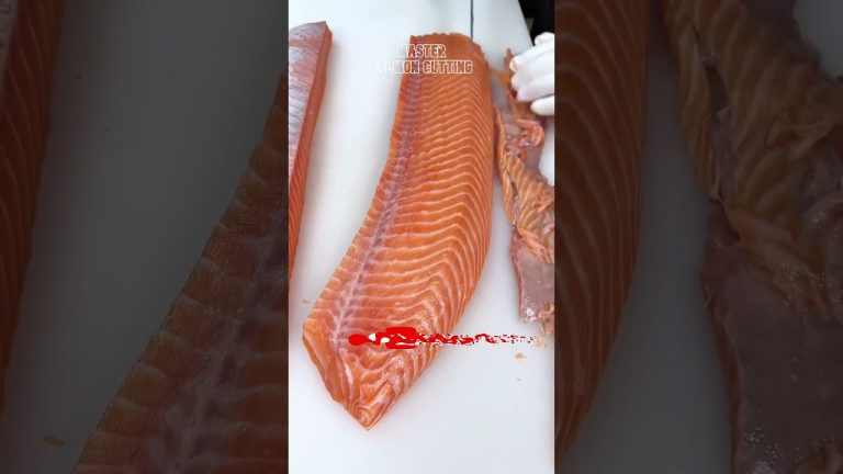 #wholesalmon #salmonsashimi #salmoncutting #salmonasmr #fish