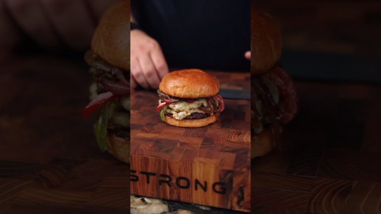 I turned a Bratwurst into a Smash Burger! #shorts #food