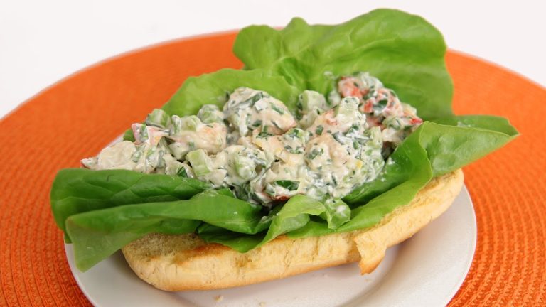 Lobster Roll Sandwich Recipe – Laura Vitale – Laura in the Kitchen Episode 582