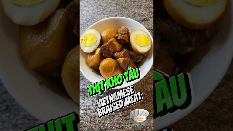 Thịt kho tàu (Vietnamese braised pork belly)