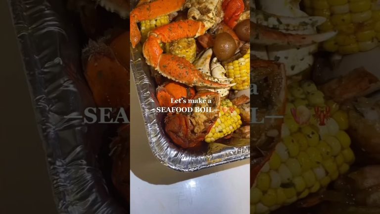 DIY Seafood Boil🍤 Quick and Easy✨ #seafood #recipes #shorts #trending #foodie #cookingvideo #diy